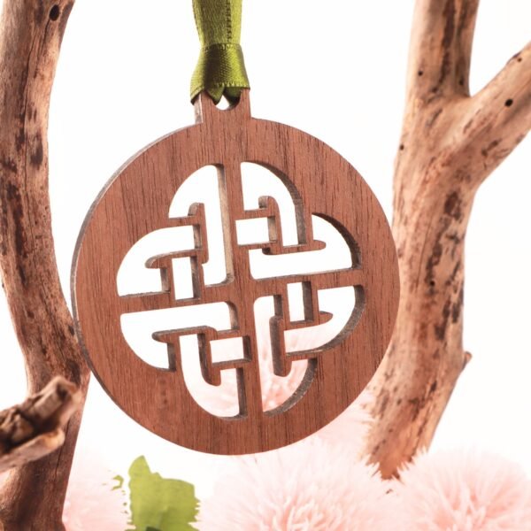 The Dara Knot Hanging Decoration - Image 3