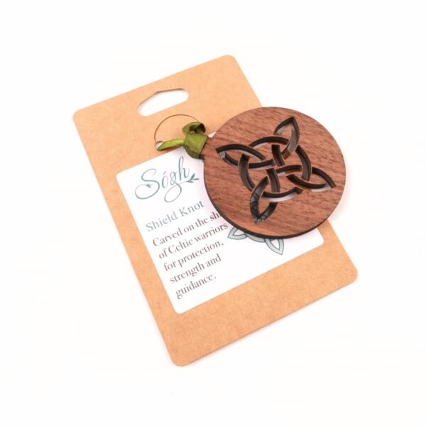 The Shield Knot Hanging Decoration - Image 3