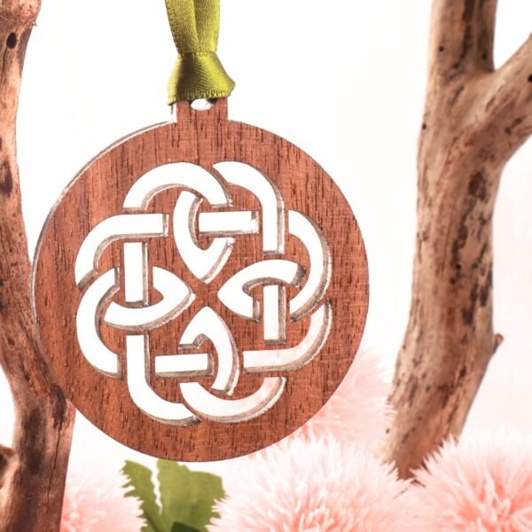 Solomon's Knot Hanging Decoration - Image 3