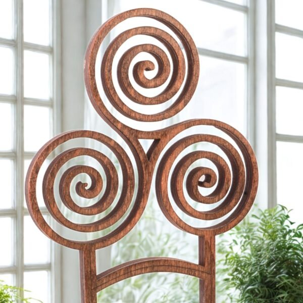 The Triskelle Pot Knot - Image 3