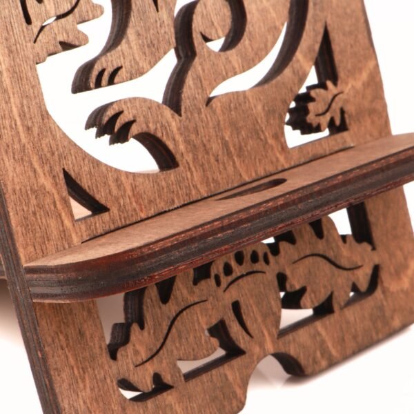 The Badger Phone Stand - Image 5