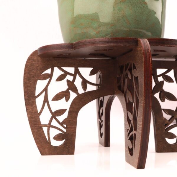 The Solomon's Knot Pot Stand - Image 5